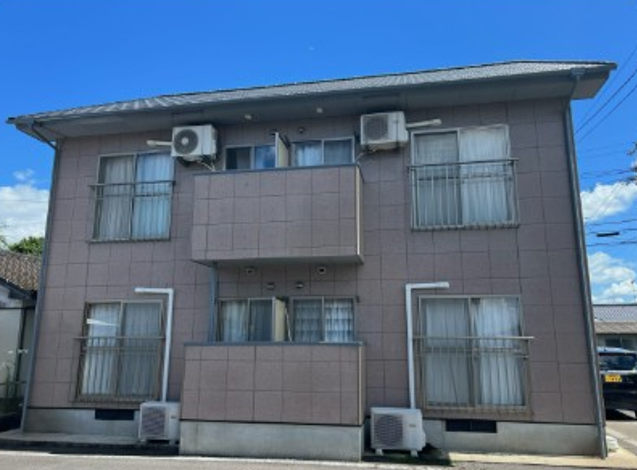 塗替工事が完了したRアパートの外観